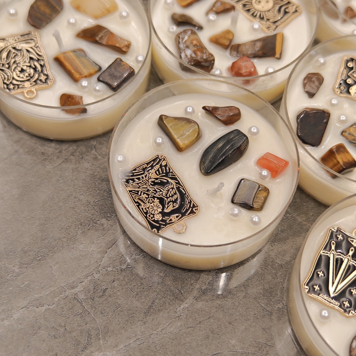 Tarot-Inspired Aromatherapy Candle with Natural Tiger Eye Stone - Perfect for Divination, Holiday Decor & Home Tabletop Display
