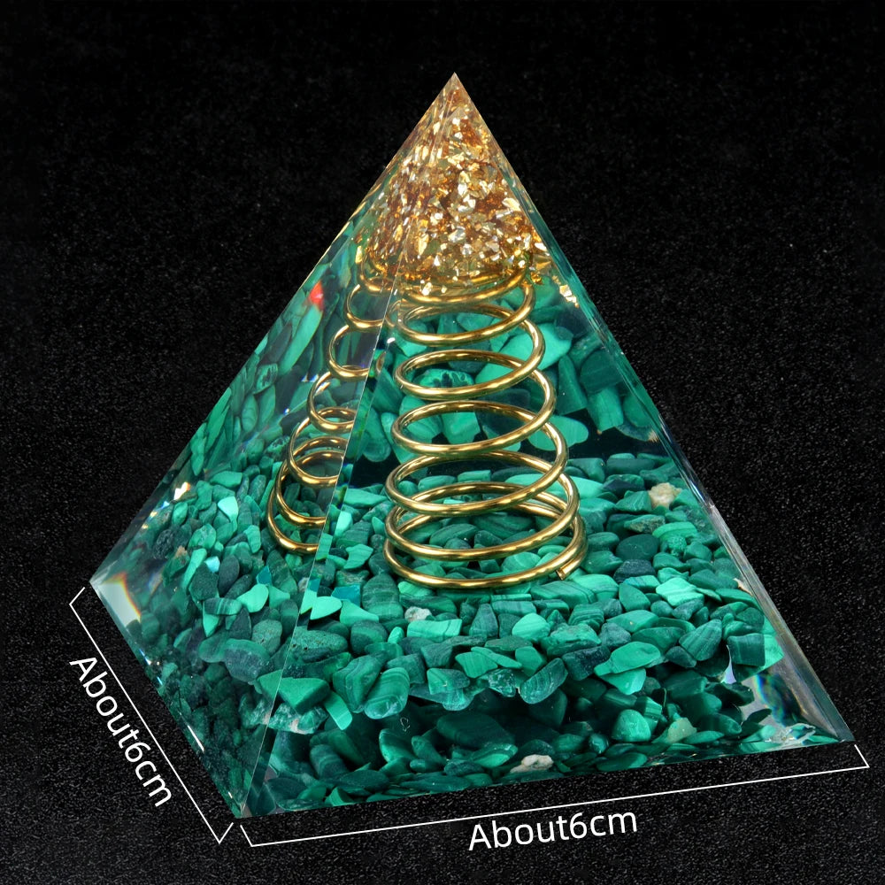 Crystal Devil's Eye Pyramid Natural Crushed Stone Lapis Lazuli Dropping Resin Home and Office Desktop Decoration Crafts 6x6cm